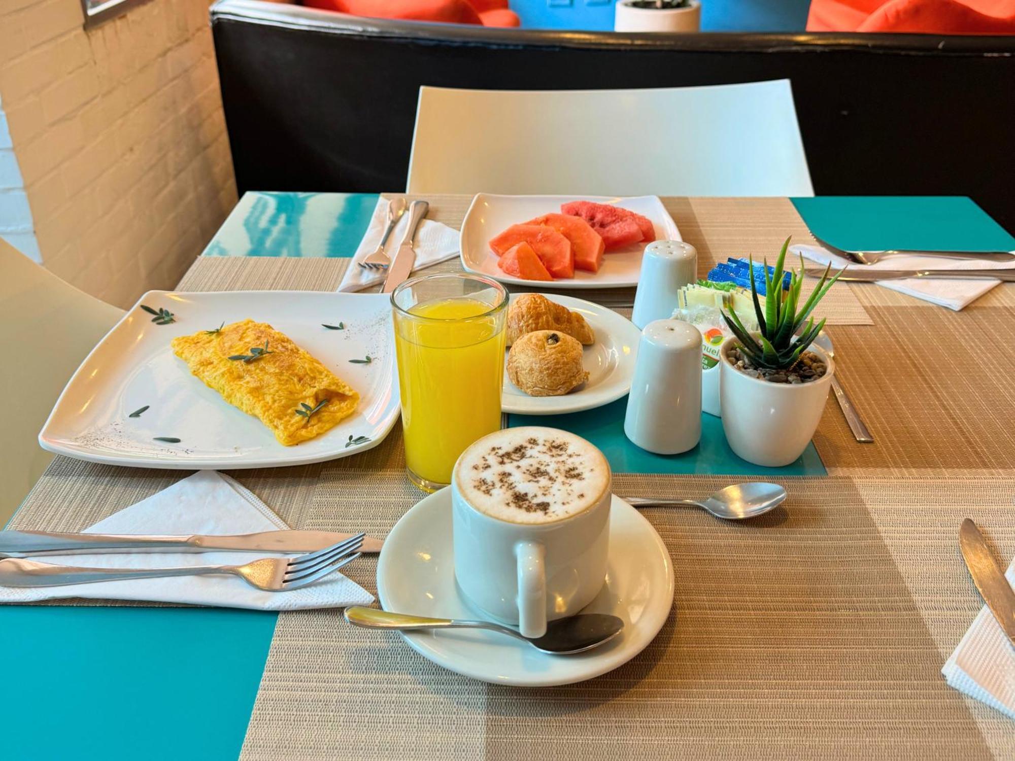 בוגוטה Hotel 104 Art Suites מראה חיצוני תמונה